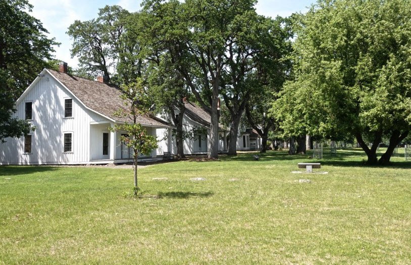 Fort Simcoe Historical State Park